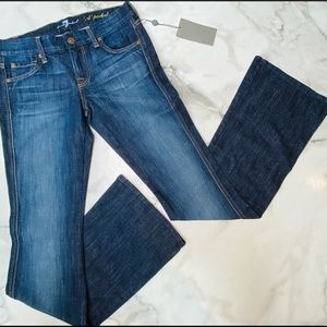 NWT 7 For All Mankind “A” Pocket Flared bootcut Style Jeans Size 26 Dark Denim